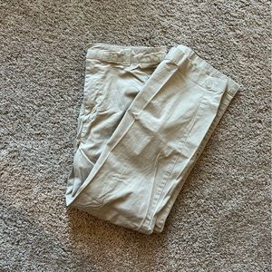 gap khaki straight leg pants in size 10